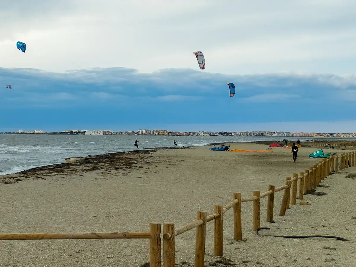Spot de Saint-Laurent military base
